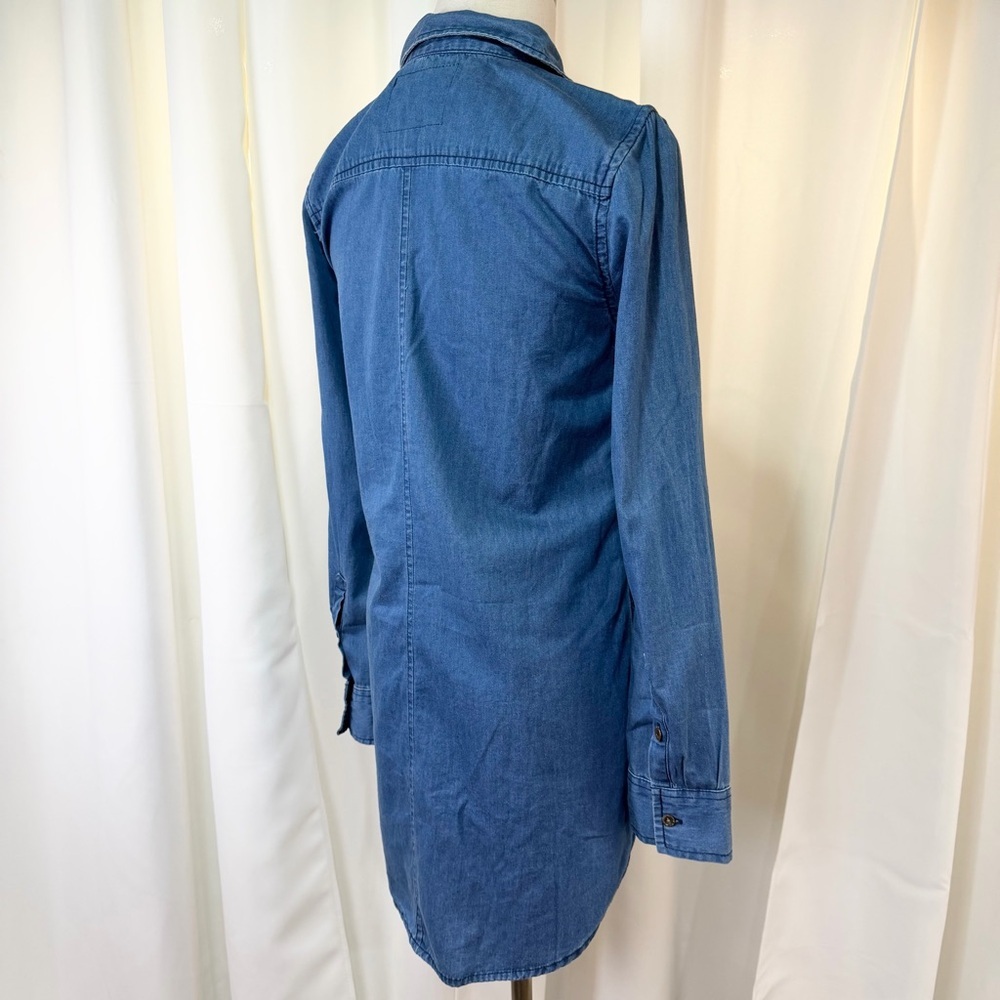 NWT HOLDING HORSES Chambray Denim Button Down Shirt w/ Floral Embroidery Size 0 - Picture 9 of 14